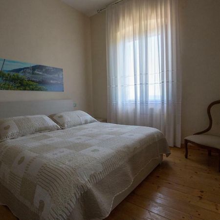 Tre Pini Apartment ลาสเปเซีย ภายนอก รูปภาพ